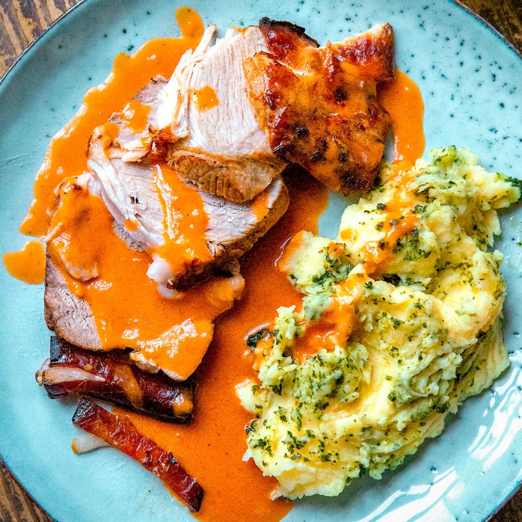 Rezept Schweinekrustenbraten mit Bärlauch-Kartoffelstampf